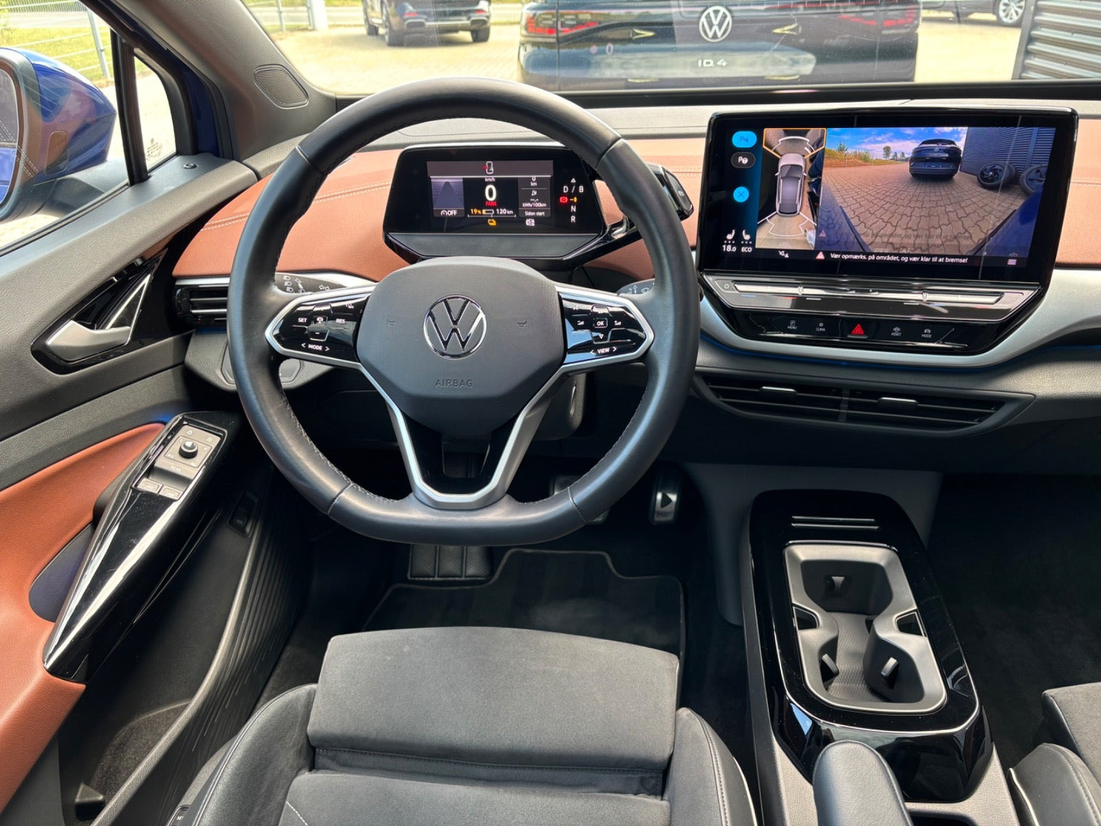 Blå VW ID.4 fra 2023