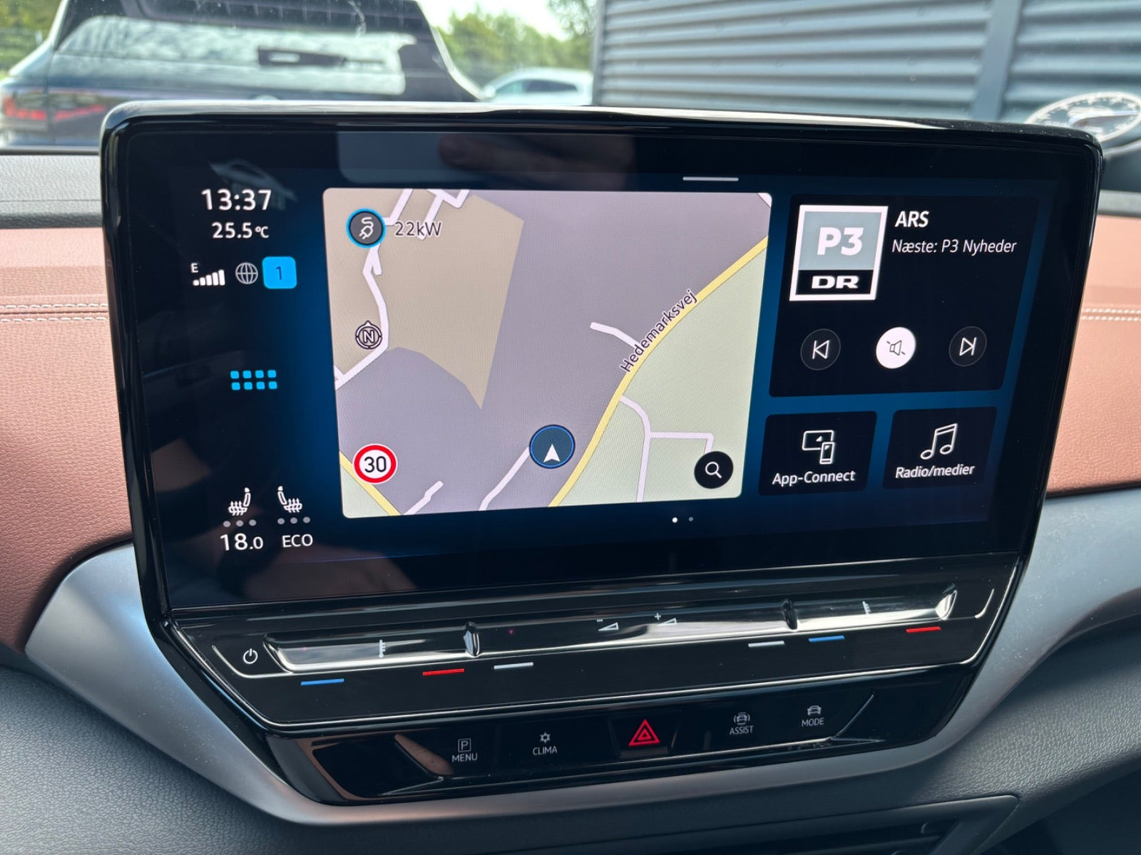 Blå VW ID.4 fra 2023