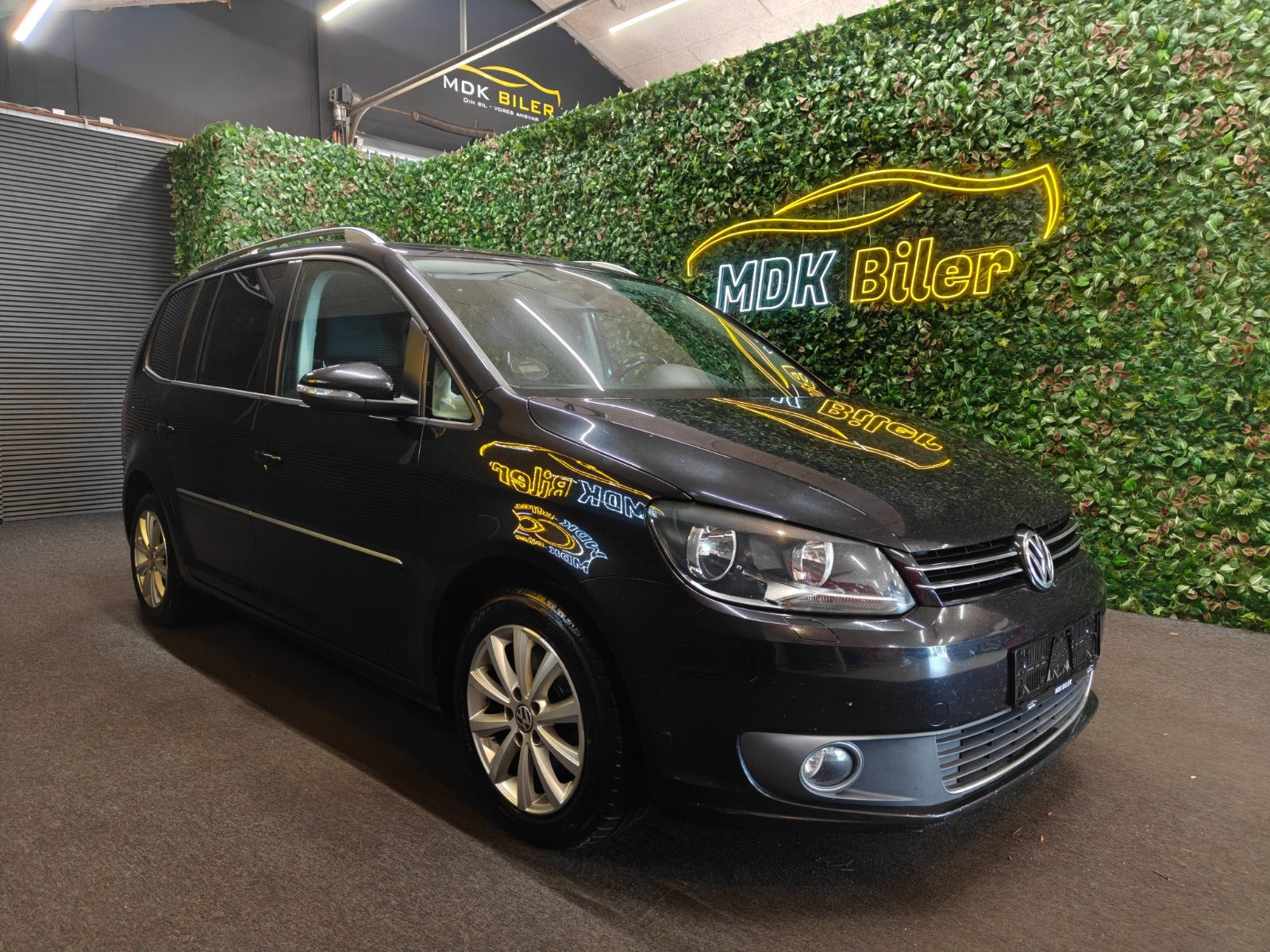 VW Touran 2,0 TDi 140 Comfortline DSG BMT