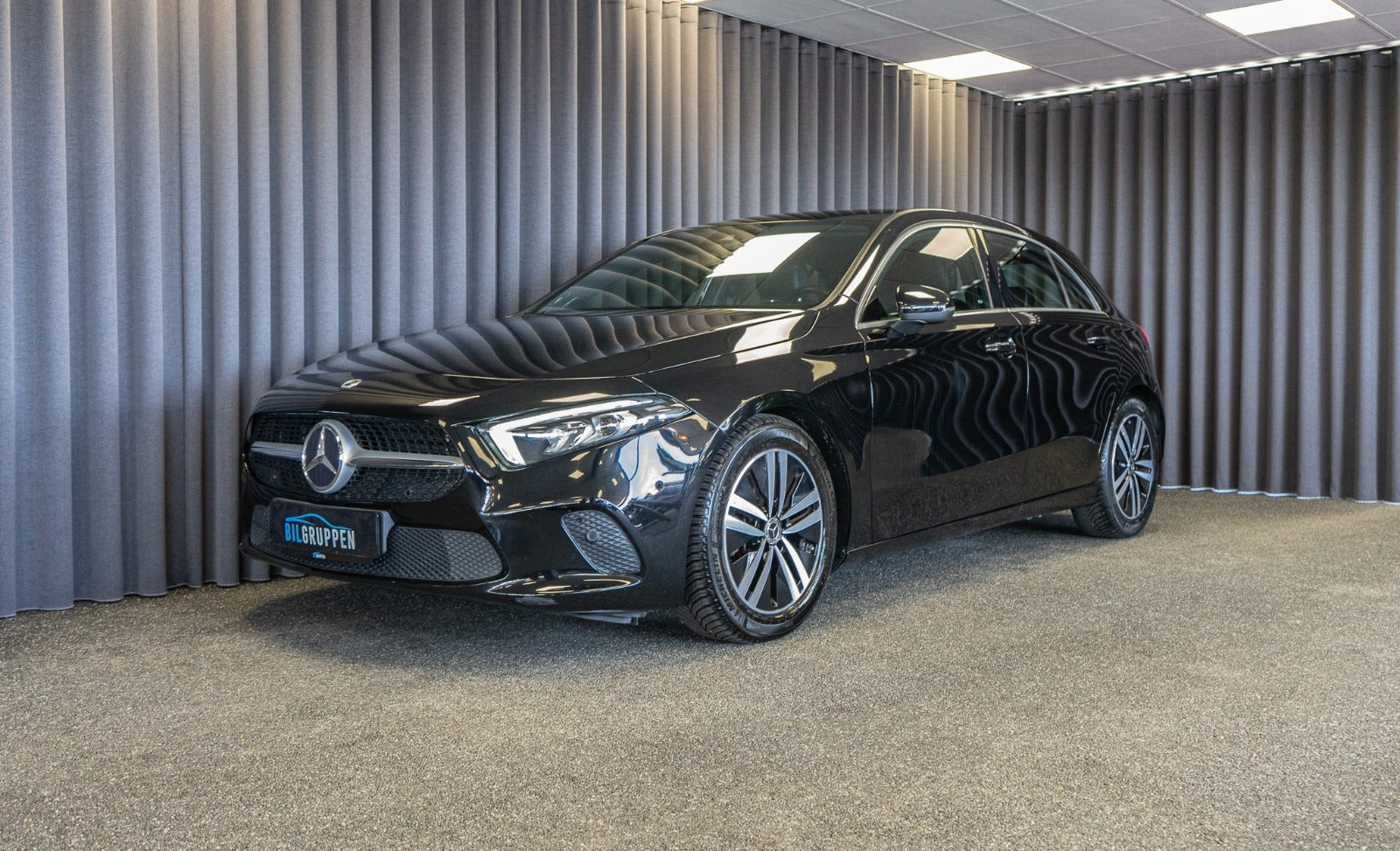 Sort Mercedes A180 fra 2022