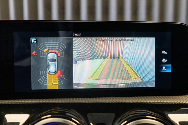 Sort Mercedes A180 fra 2022