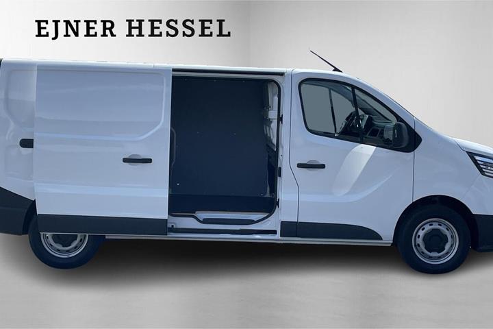 Hvid Renault Trafic fra 2025