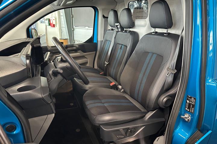 Blå Ford Transit Custom 320 L2 fra 2025