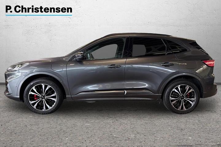 Grå Ford Kuga fra 2022