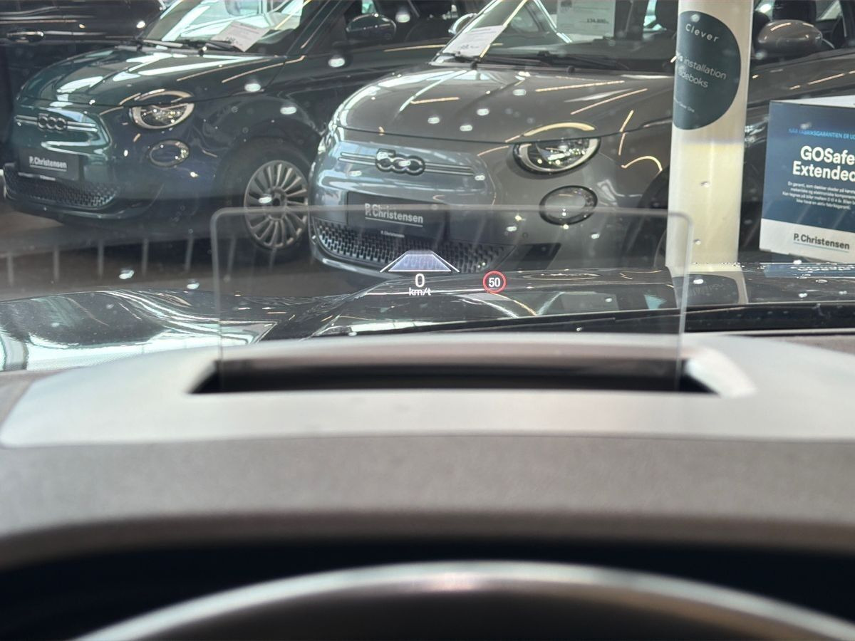 Grå Ford Kuga fra 2022