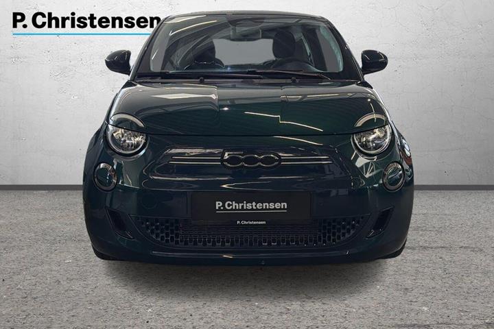Grøn Fiat 500e fra 2023