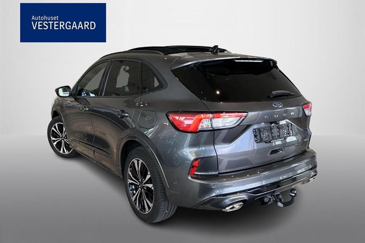 Grå Ford Kuga fra 2023