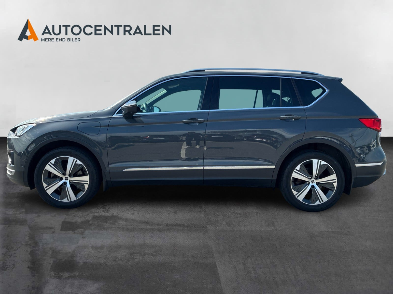 Grå Seat Tarraco fra 2021