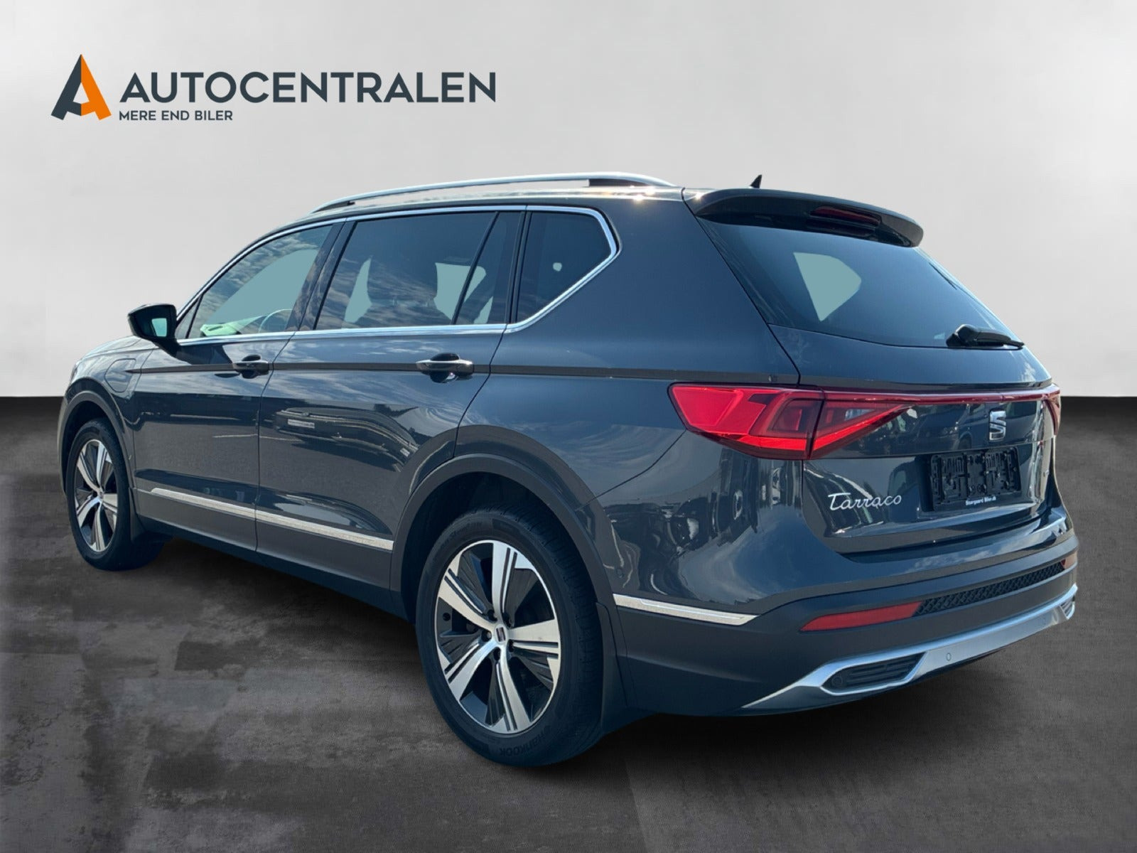 Grå Seat Tarraco fra 2021