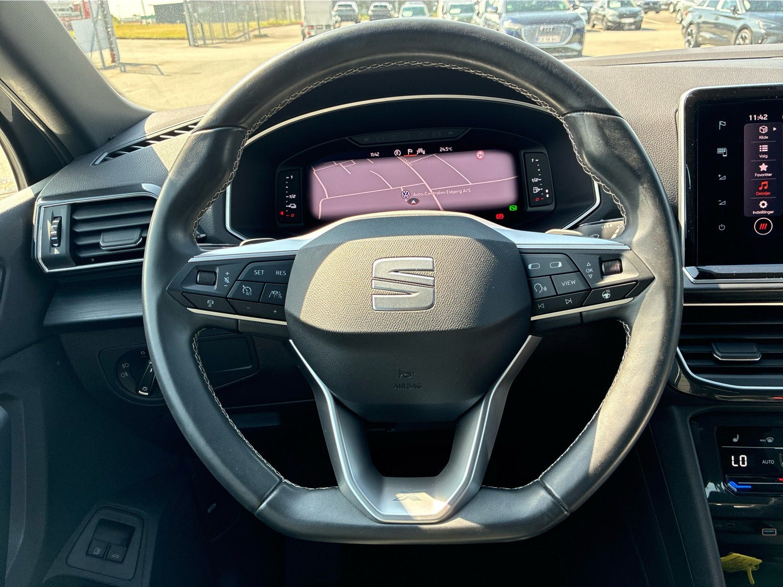Grå Seat Tarraco fra 2021