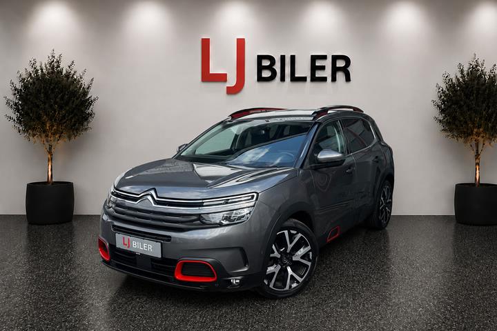 Grå Citroën C5 Aircross fra 2019 set udefra