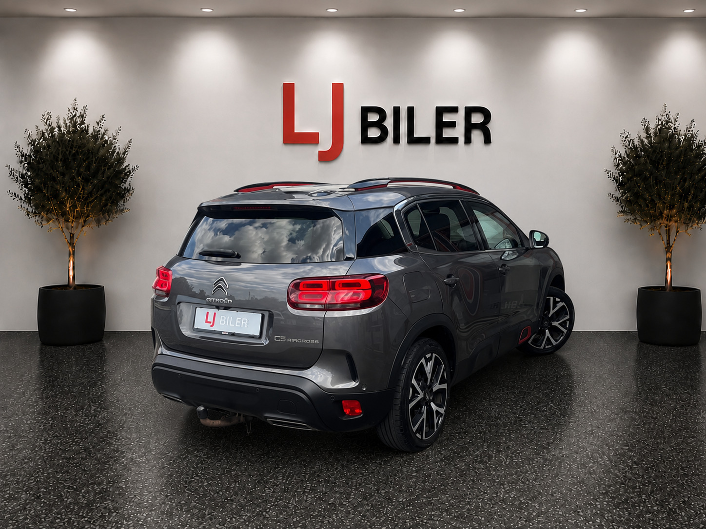 Grå Citroën C5 Aircross fra 2019