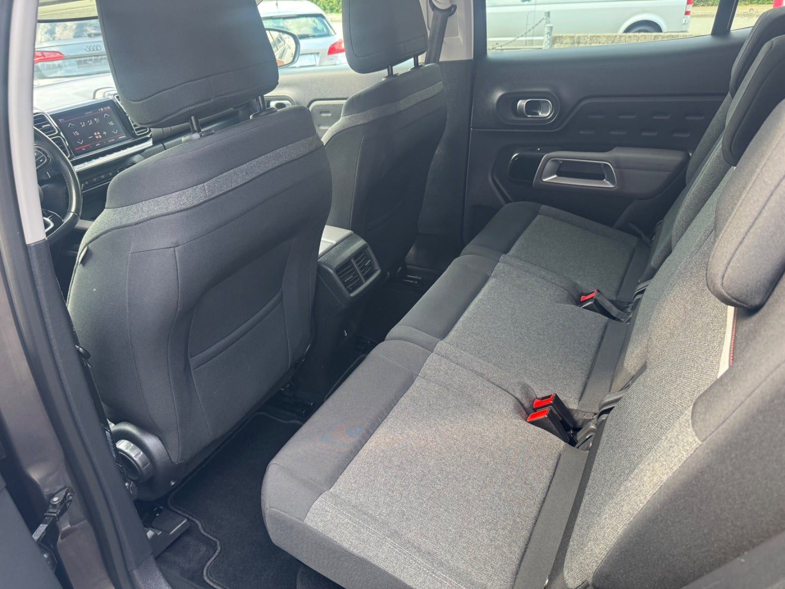 Grå Citroën C5 Aircross fra 2019