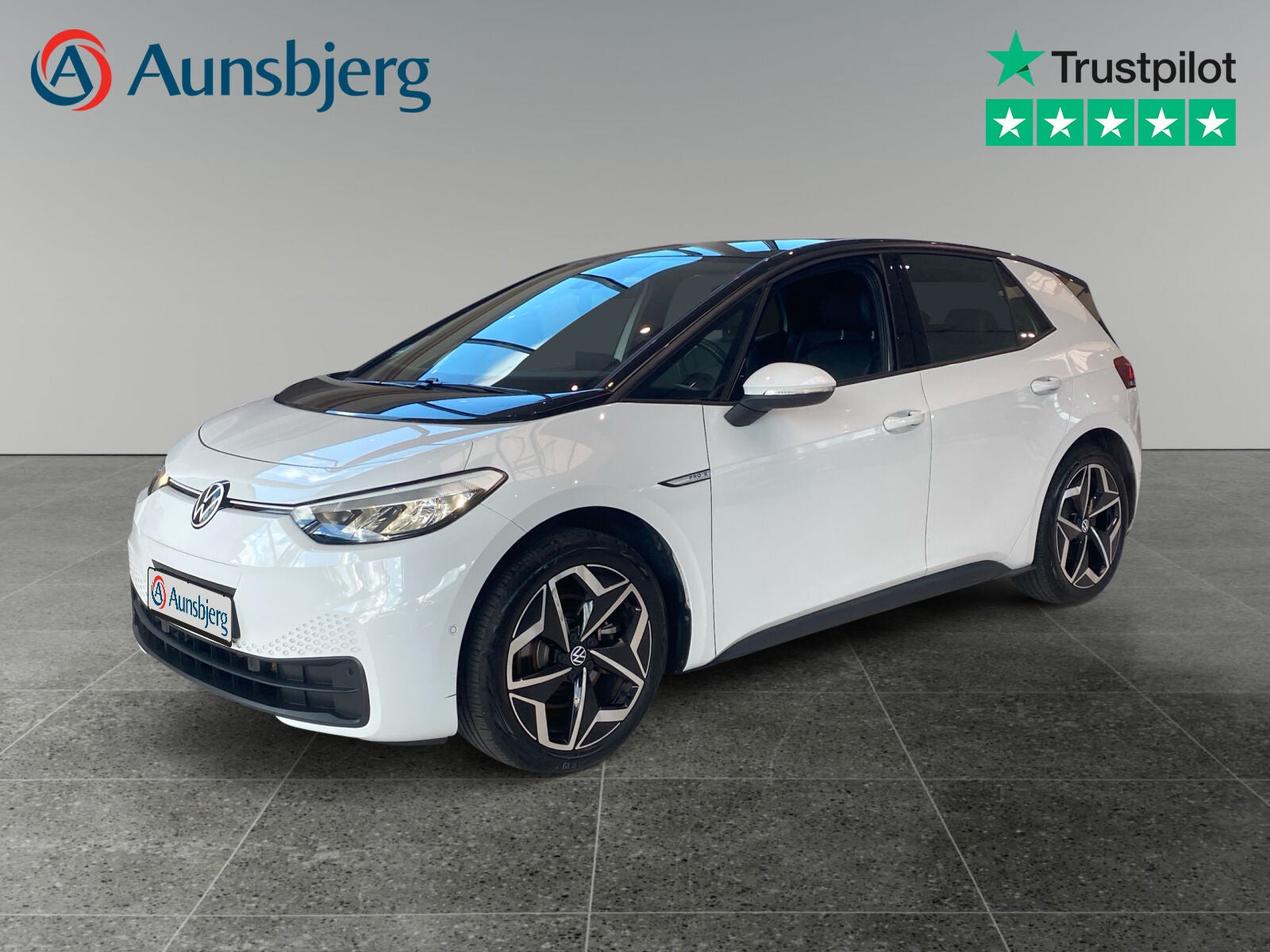 Hvid VW ID.3 fra 2023 set udefra