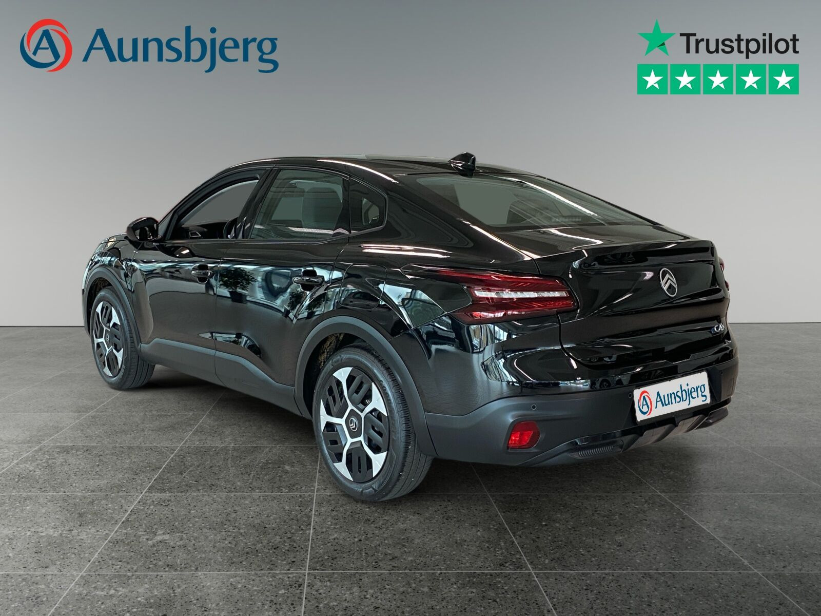 Sort Citroën ë-C4 X fra 2025