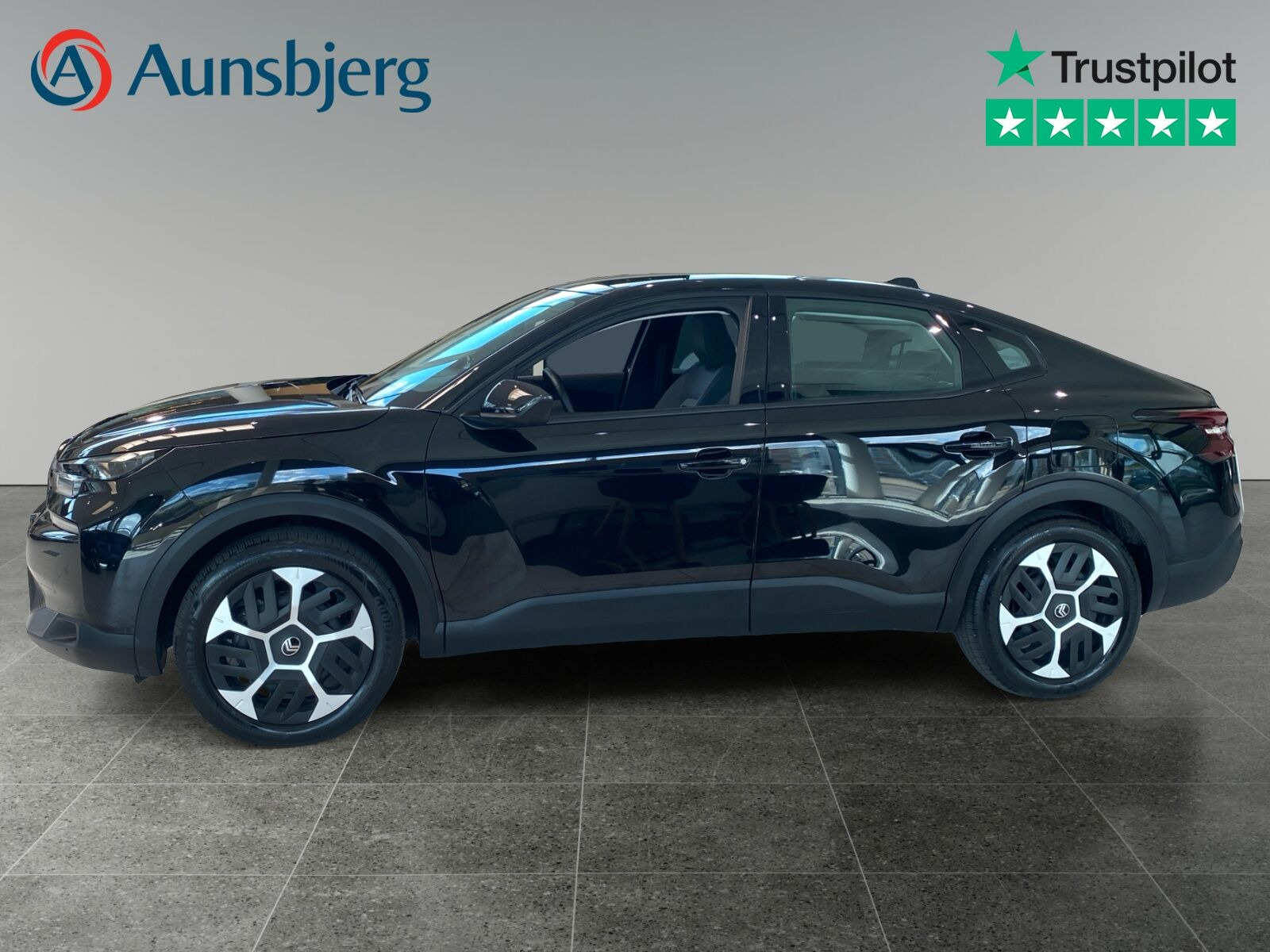 Sort Citroën ë-C4 X fra 2025