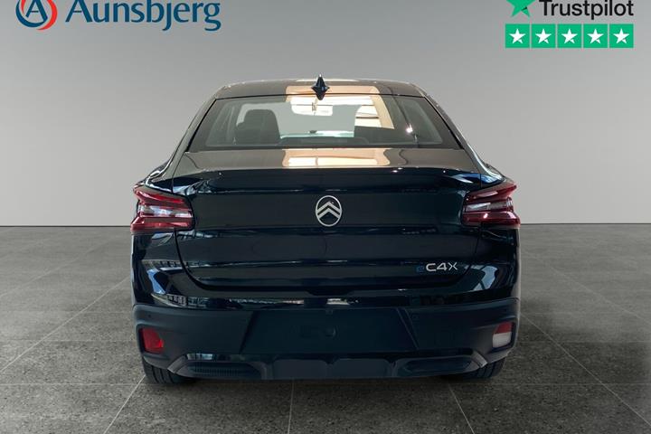Sort Citroën ë-C4 X fra 2025