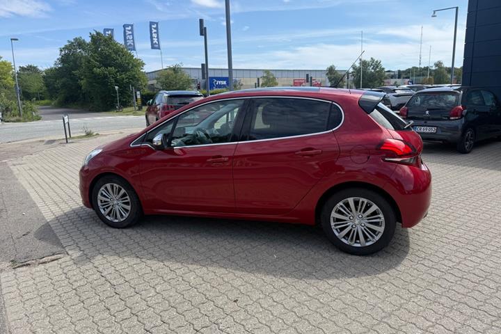 undefined Peugeot 208 fra 2017