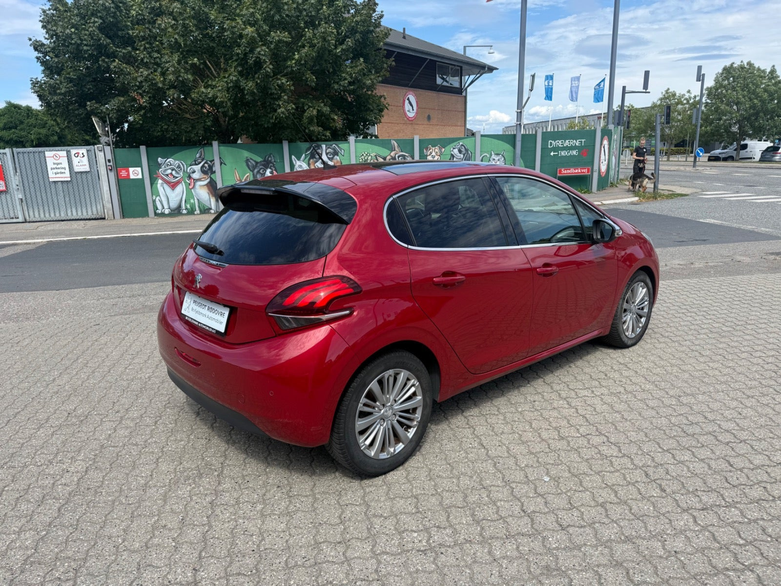 undefined Peugeot 208 fra 2017