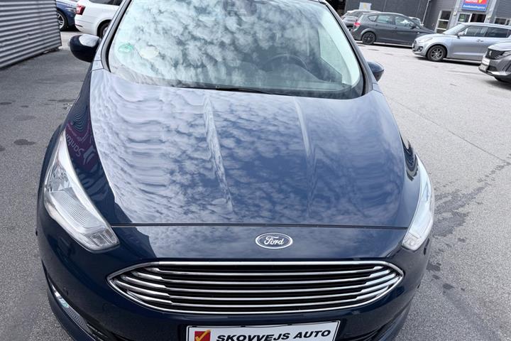 Blå Ford C-MAX fra 2019