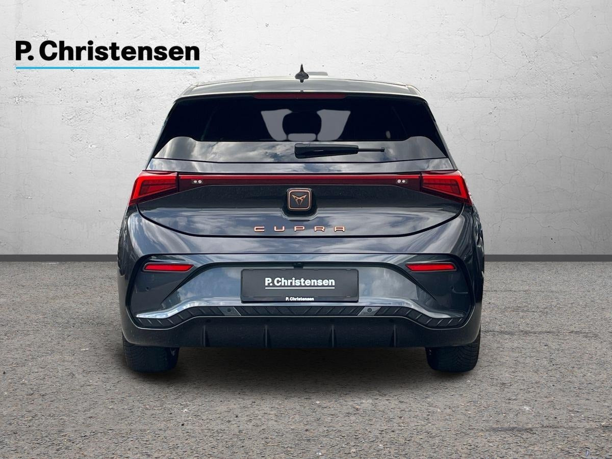 Sort Cupra Born fra 2023