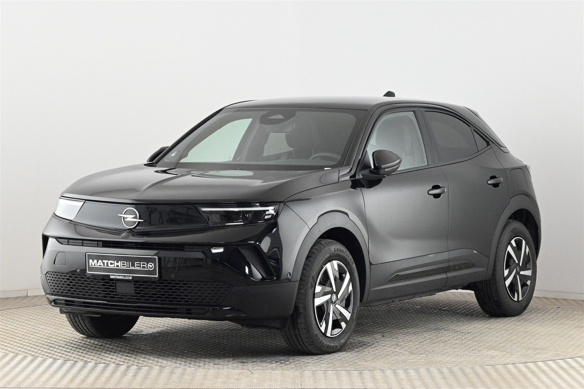 Sort Opel Mokka-e fra 2025