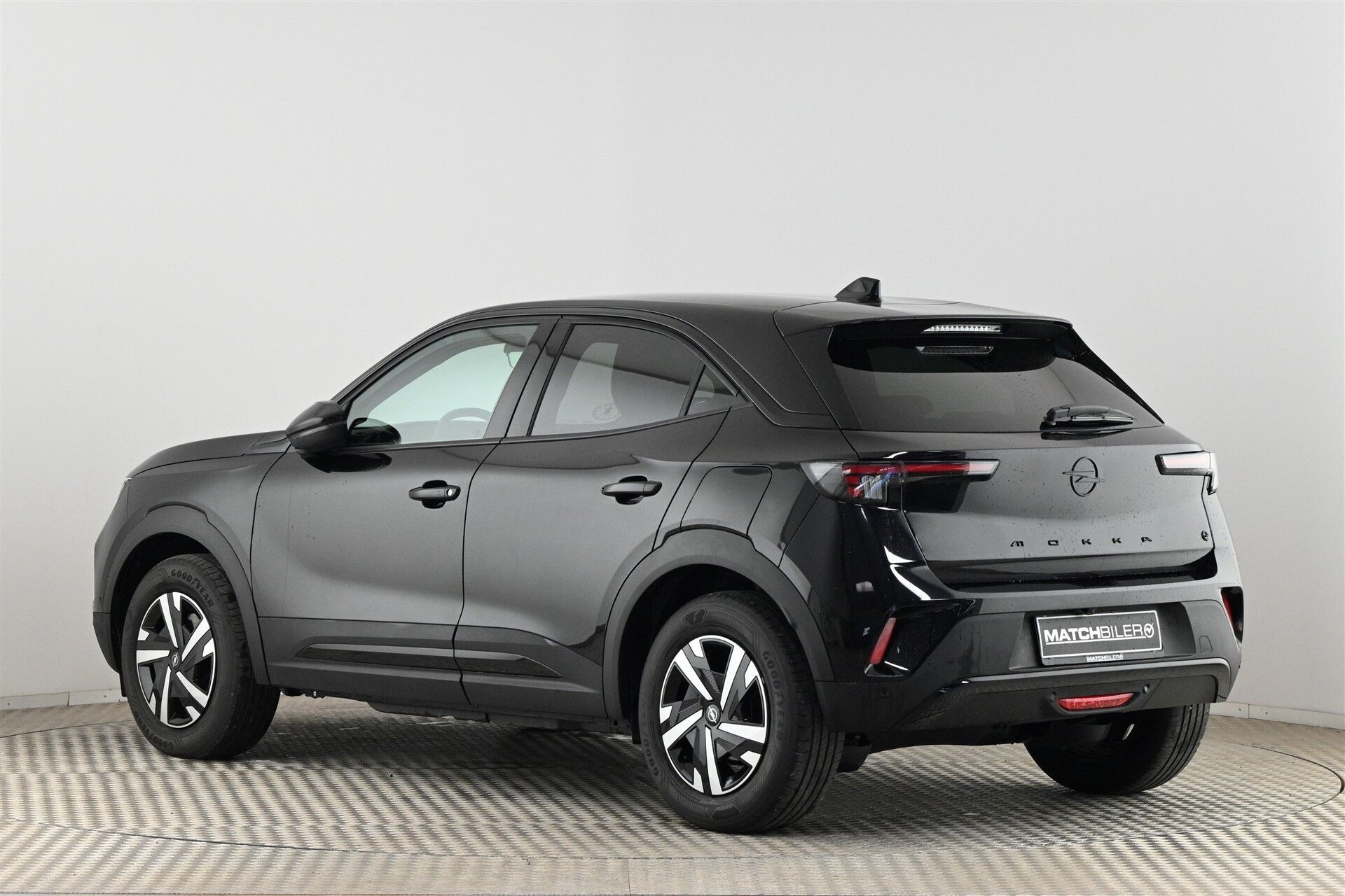 Sort Opel Mokka-e fra 2025
