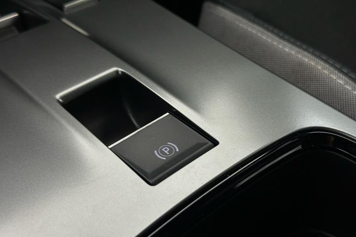 Sort Opel Mokka-e fra 2025