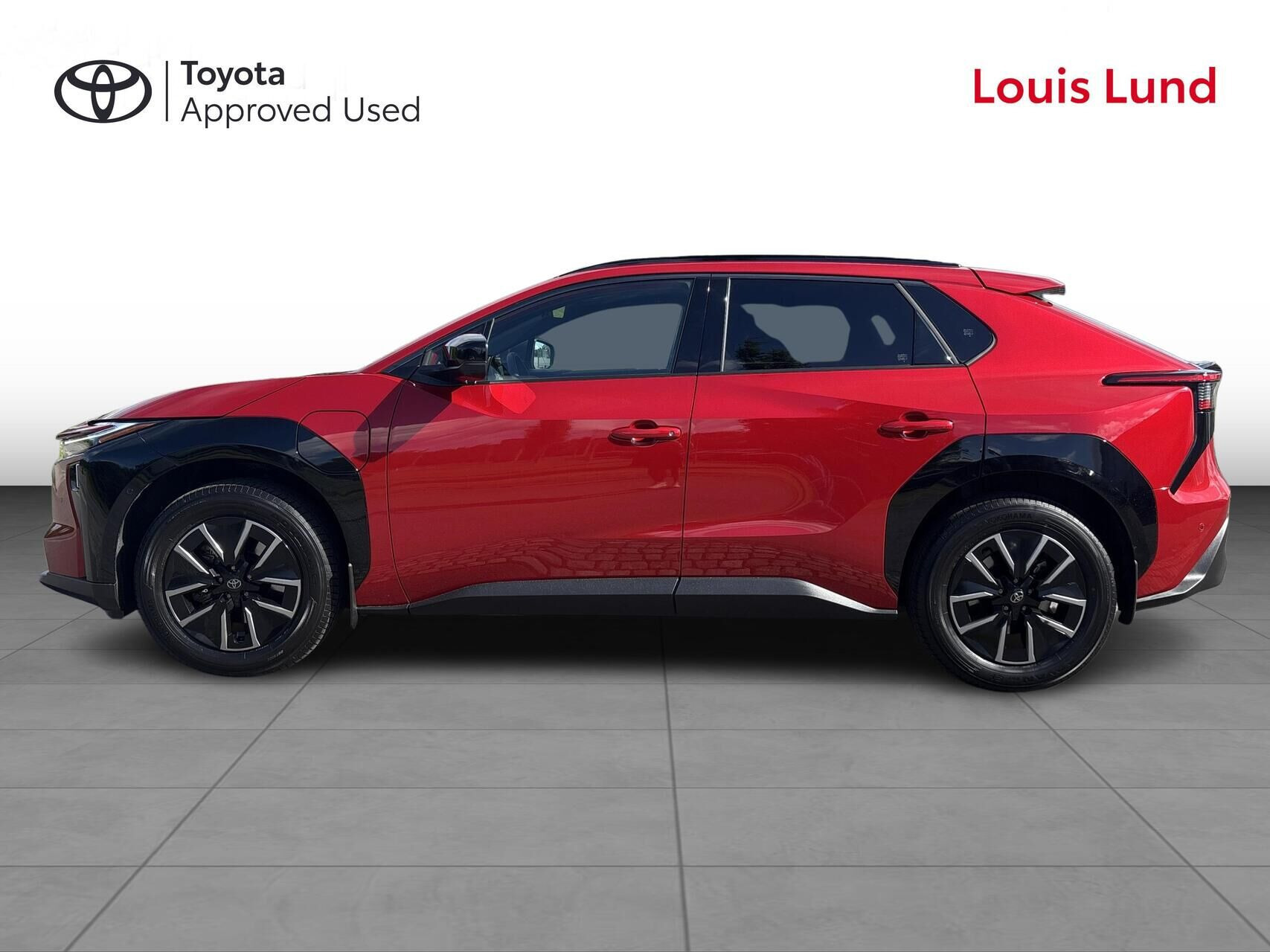 Rød Toyota BZ4X fra 2026