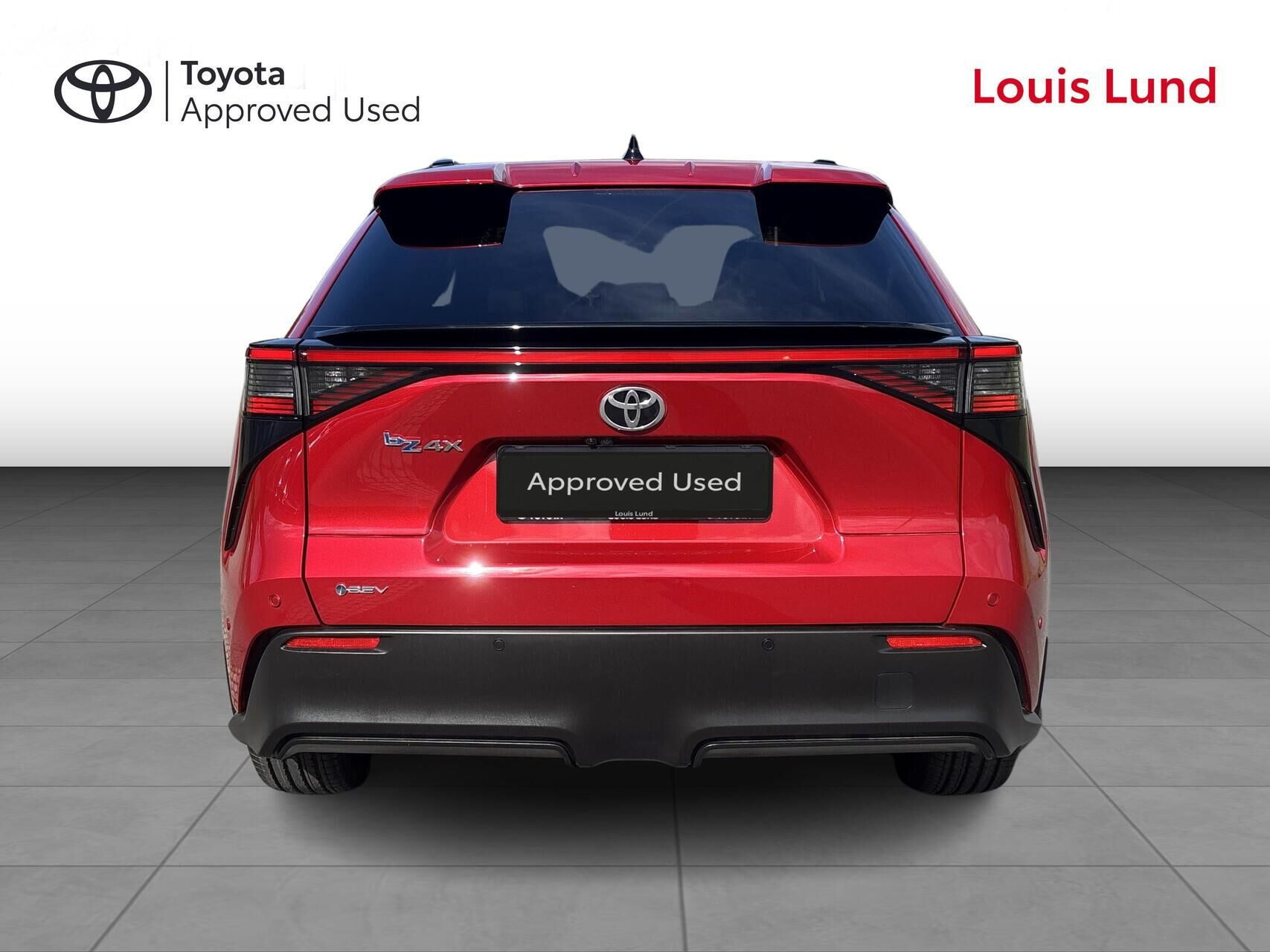 Rød Toyota BZ4X fra 2026