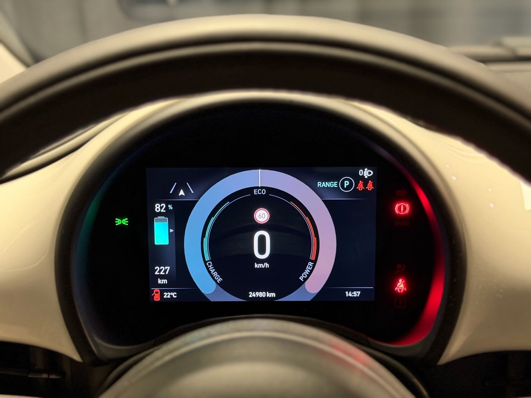 Hvid Fiat 500e fra 2022