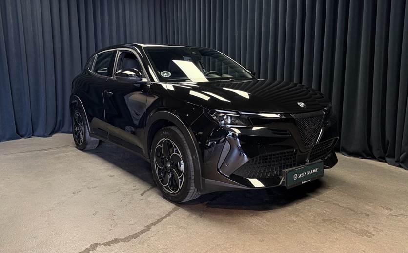 Alfa Romeo Junior EL Core 156HK 5d Aut.