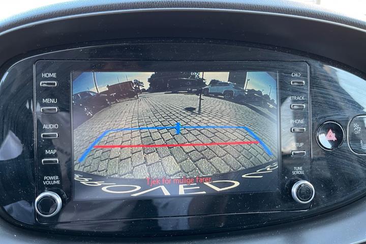 Hvid Toyota Aygo X fra 2022