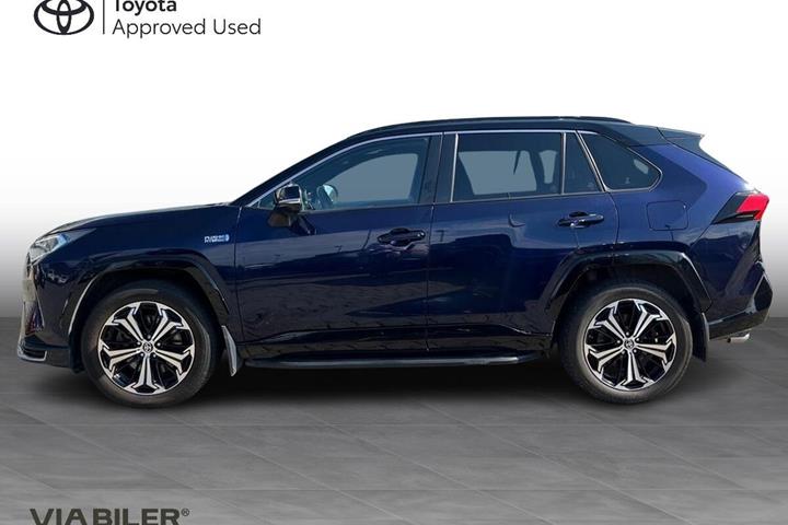 Blå Toyota RAV4 Plug-in fra 2021