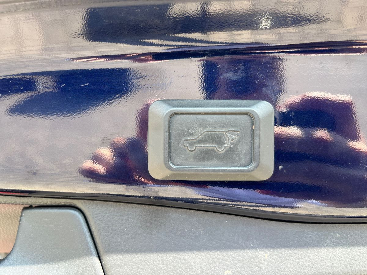 Blå Toyota RAV4 Plug-in fra 2021
