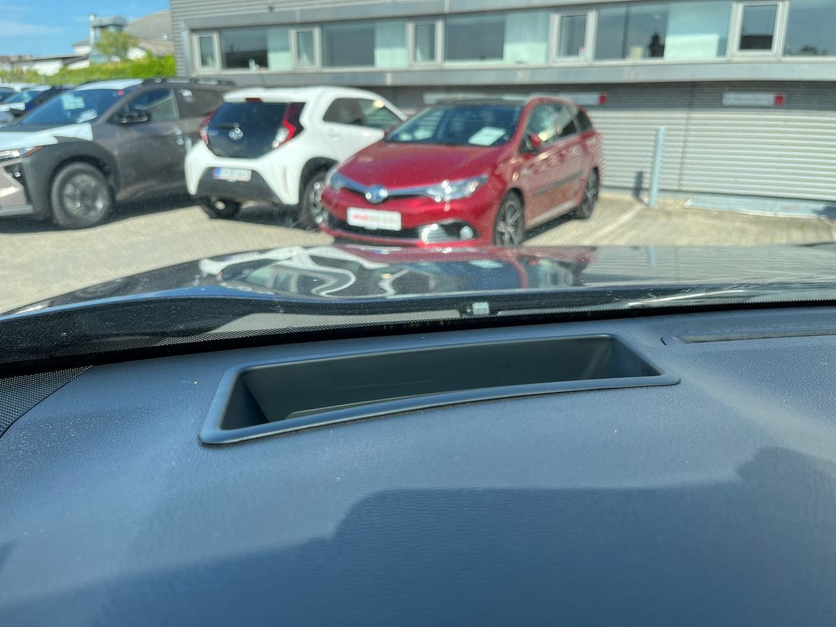 Blå Toyota RAV4 Plug-in fra 2021