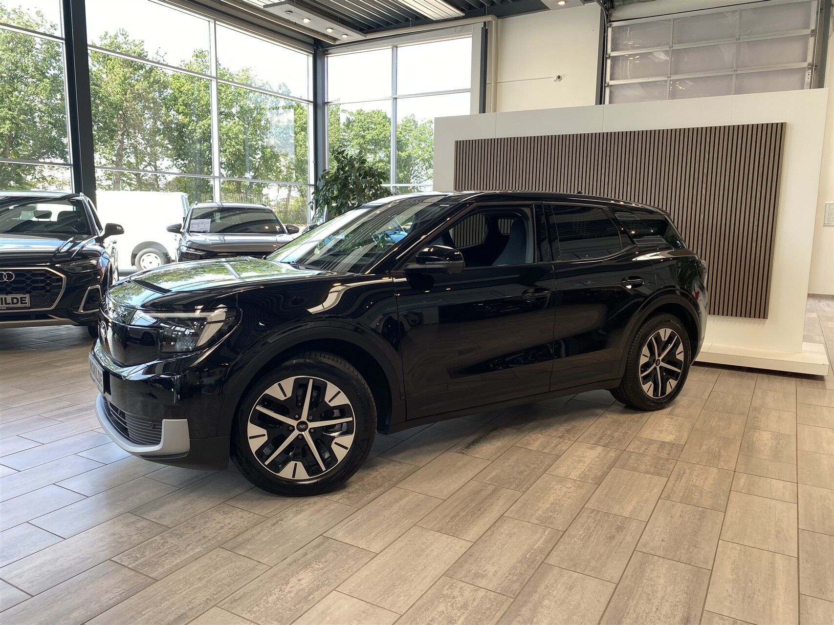 Sort Ford Explorer fra 2024