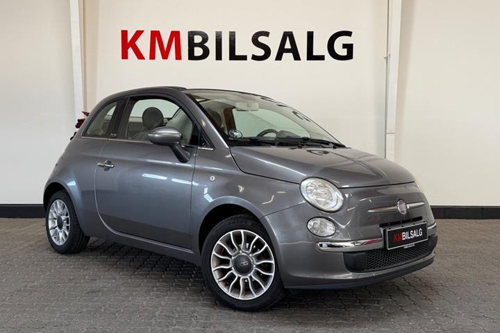 Grå Fiat 500C fra 2010