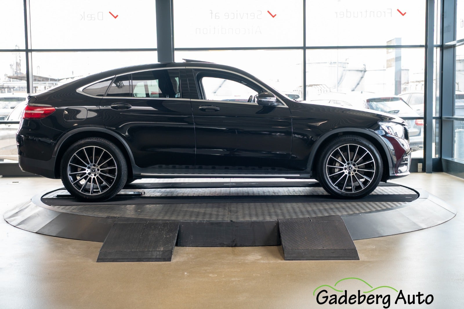 Sort Mercedes GLC350 d fra 2017