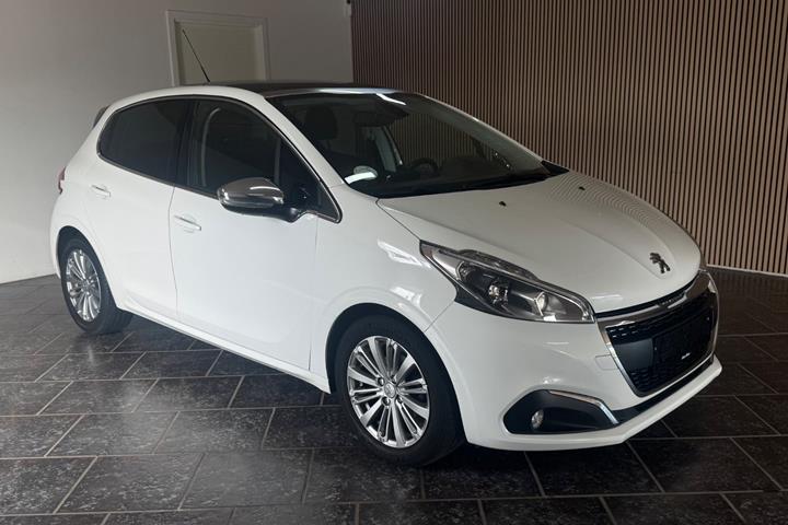 undefined Peugeot 208 fra 2017