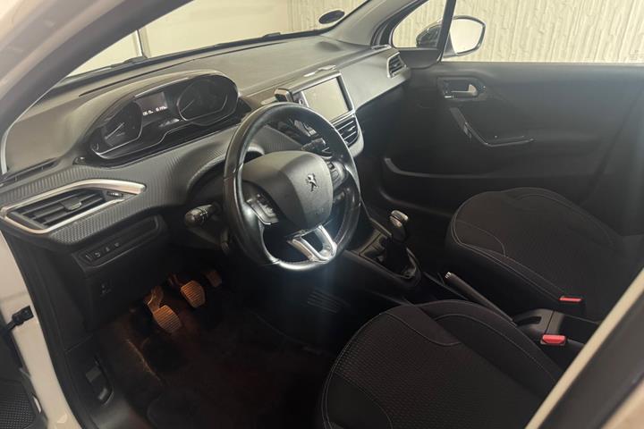 undefined Peugeot 208 fra 2017