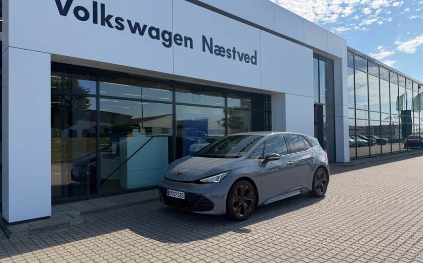Cupra Born 59 e-Boost Dinamica Pack