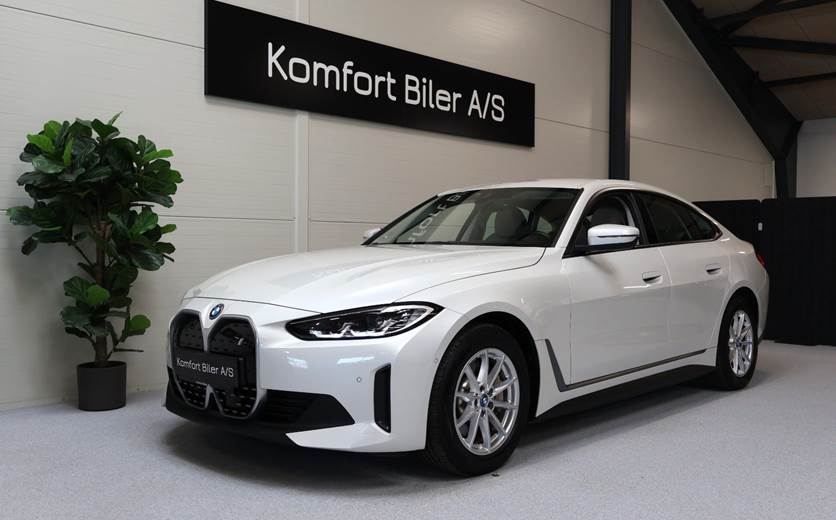 BMW i4 eDrive40