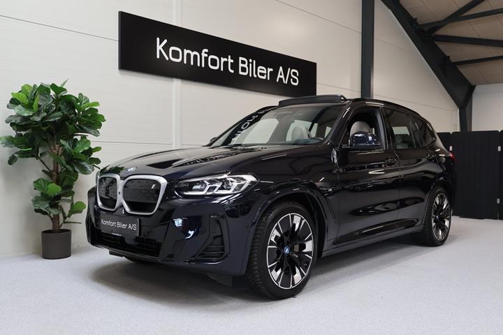 Sort BMW iX3 fra 2022
