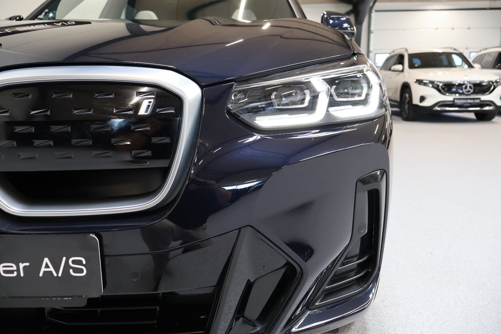 Sort BMW iX3 fra 2022
