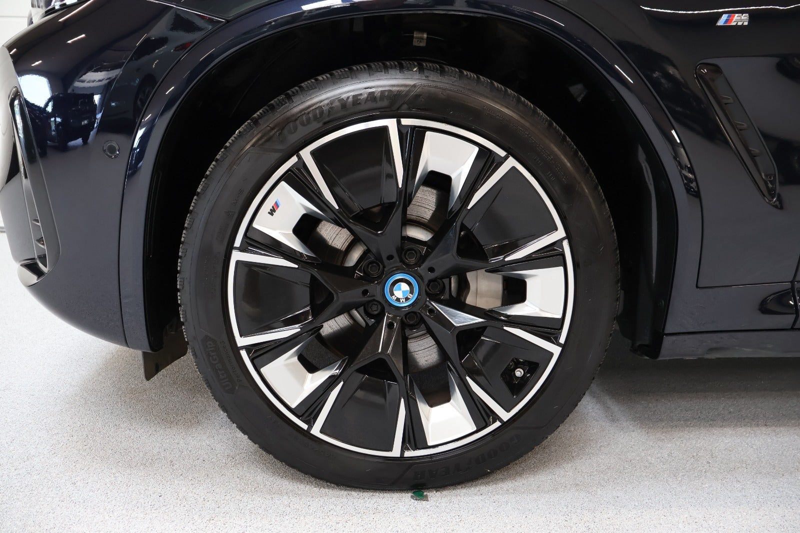 Sort BMW iX3 fra 2022