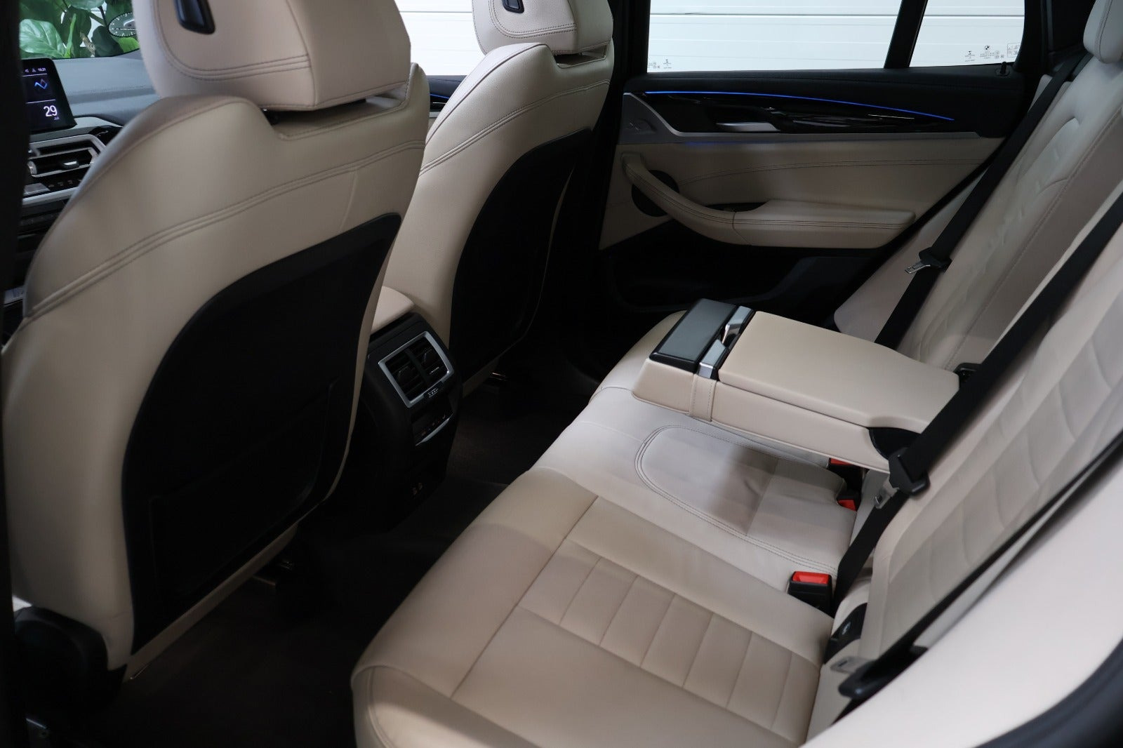 Sort BMW iX3 fra 2022