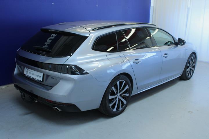 Sølv Peugeot 508 fra 2020
