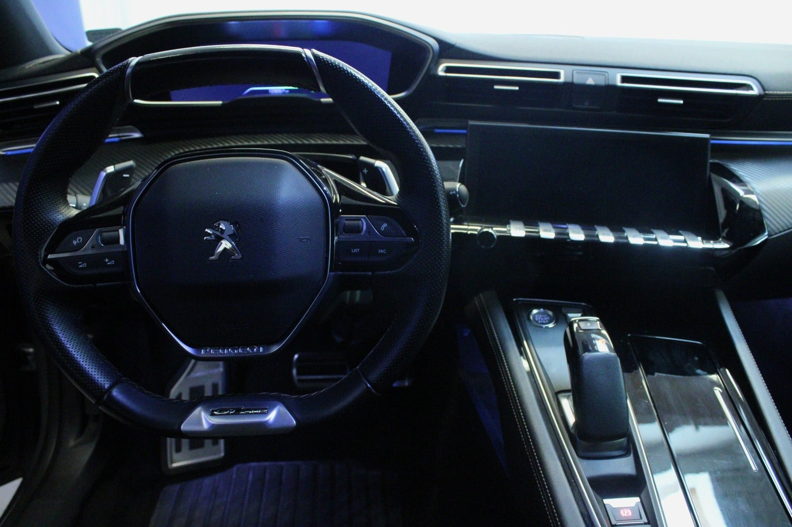 Sølv Peugeot 508 fra 2020