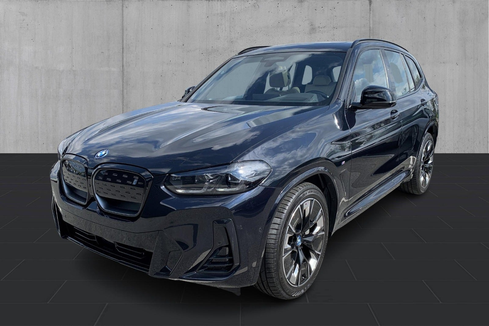 undefined BMW iX3 fra 2024 set udefra